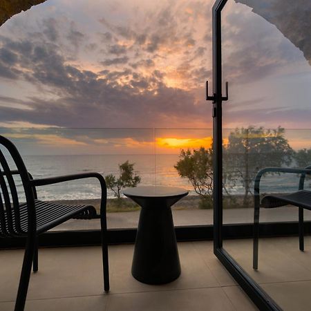 كارتيرادوس Neoma Luxury Suites المظهر الخارجي الصورة