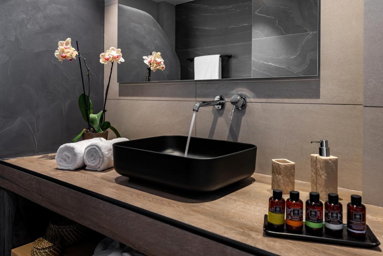 كارتيرادوس Neoma Luxury Suites المظهر الخارجي الصورة