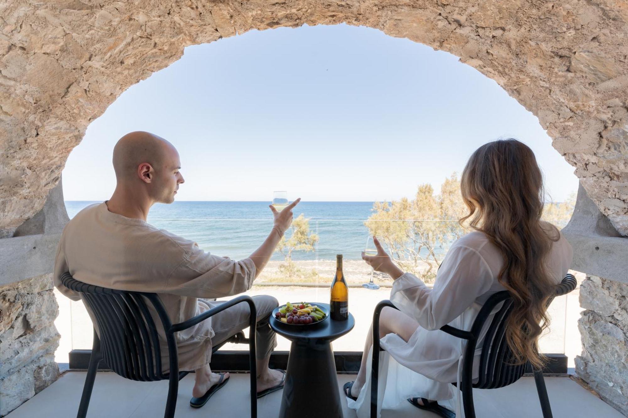 كارتيرادوس Neoma Luxury Suites المظهر الخارجي الصورة